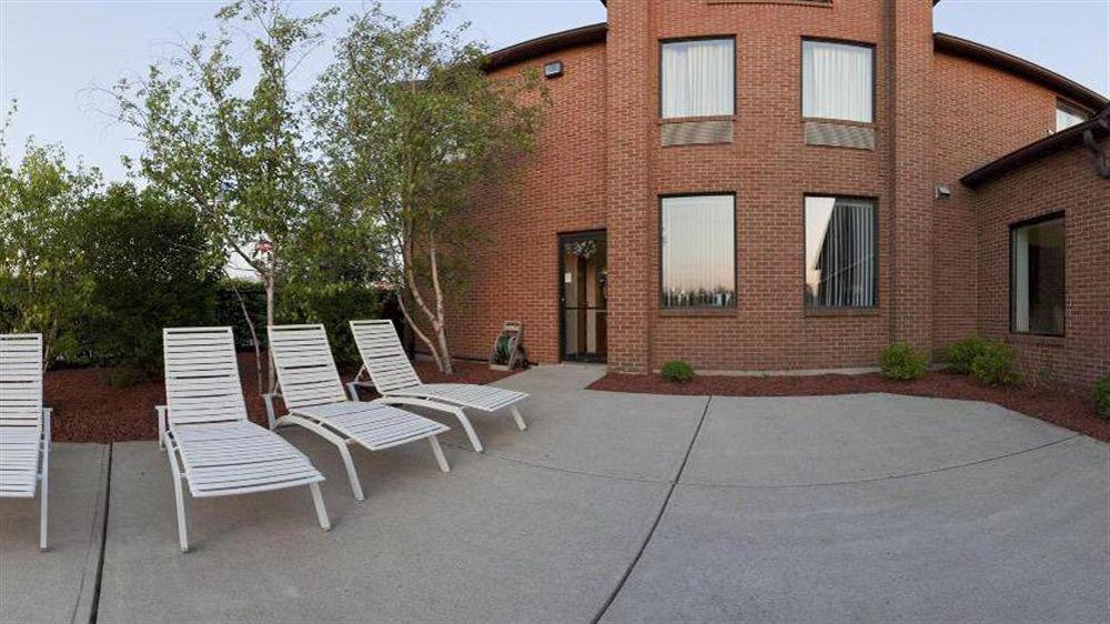 Quality Inn I-75 West Chester-North Cincinnati Bagian luar foto
