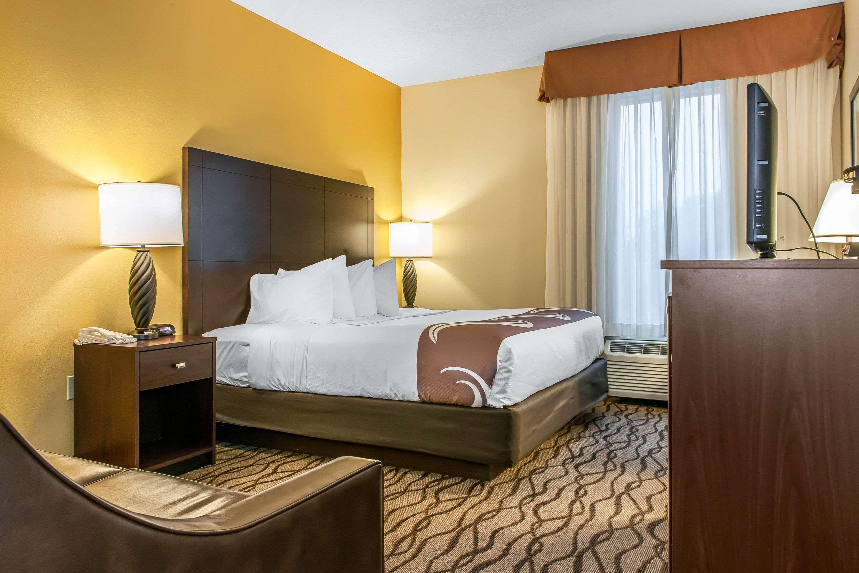 Quality Inn I-75 West Chester-North Cincinnati Bagian luar foto