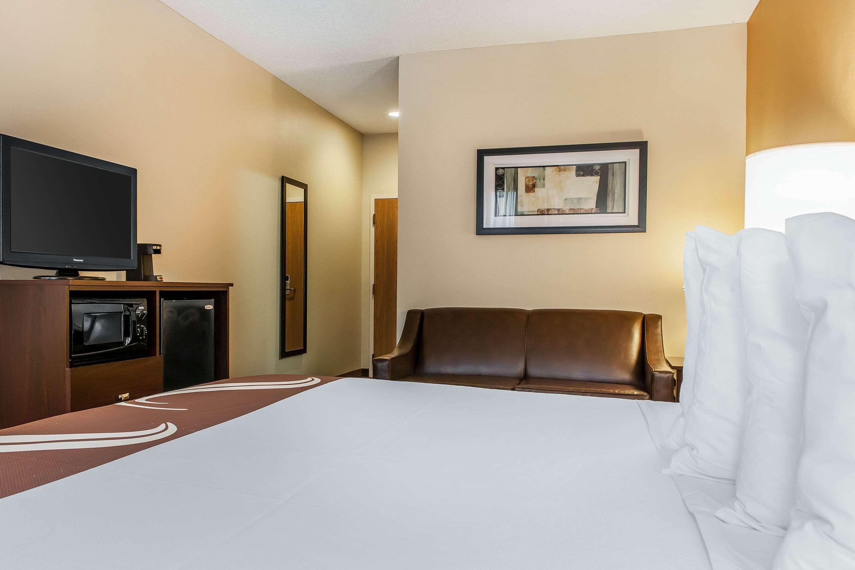 Quality Inn I-75 West Chester-North Cincinnati Bagian luar foto