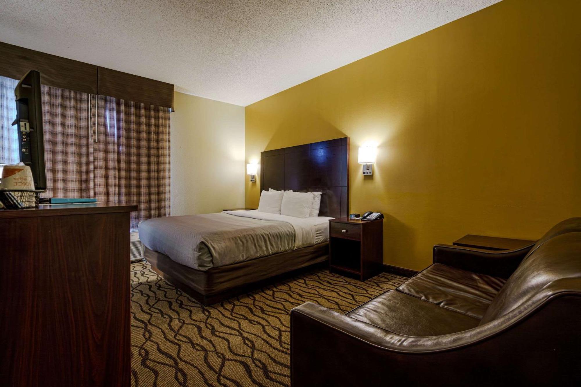 Quality Inn I-75 West Chester-North Cincinnati Bagian luar foto