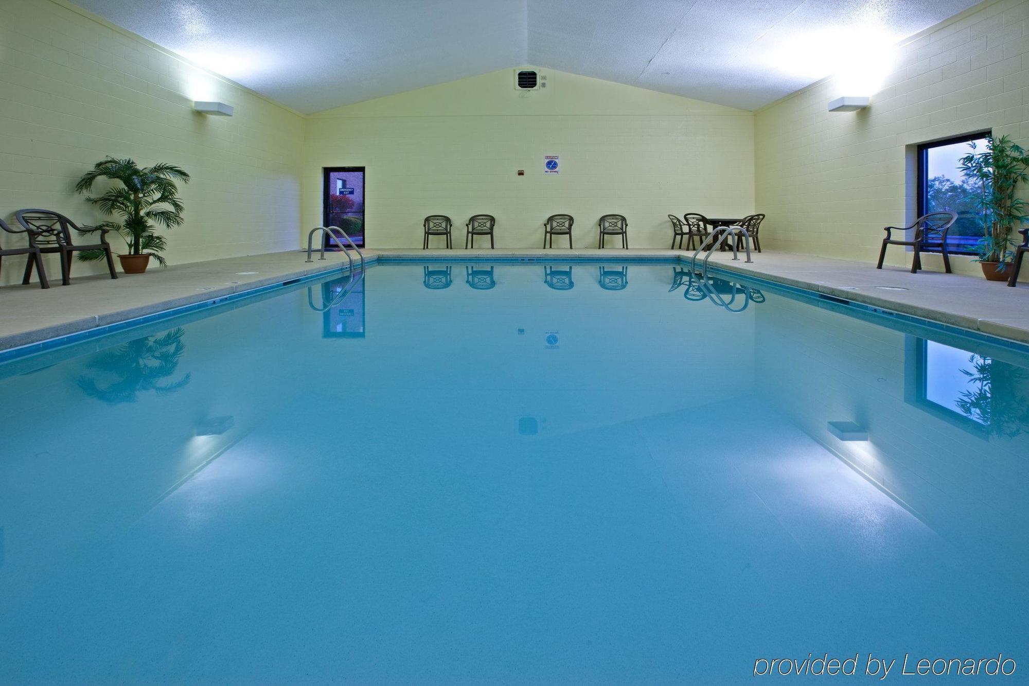 Quality Inn I-75 West Chester-North Cincinnati Bagian luar foto