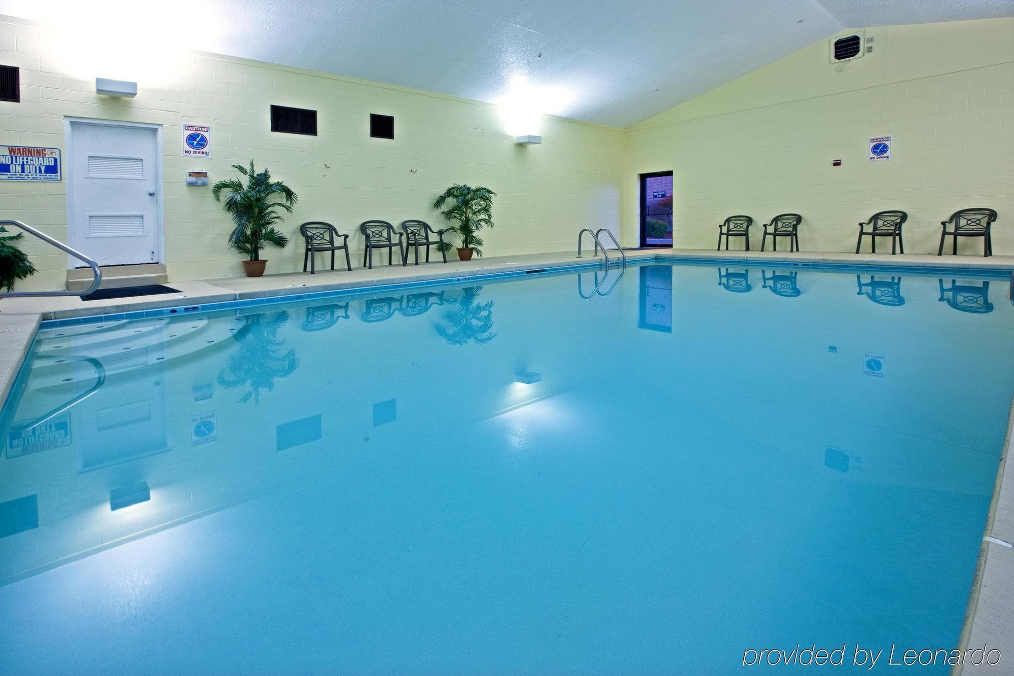 Quality Inn I-75 West Chester-North Cincinnati Bagian luar foto