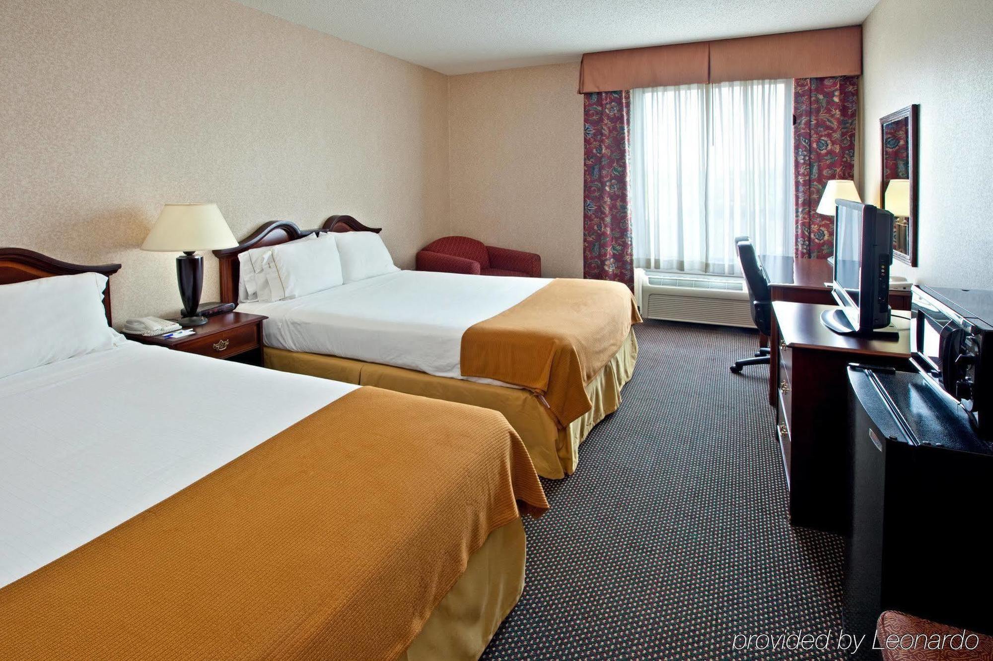 Quality Inn I-75 West Chester-North Cincinnati Bagian luar foto